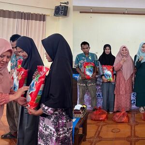 Wujud Kepedulian, DWP Perpustakaan Siak Salurkan Paket Sembako untuk Masyarakat